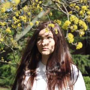 Meet your Posher, Julia